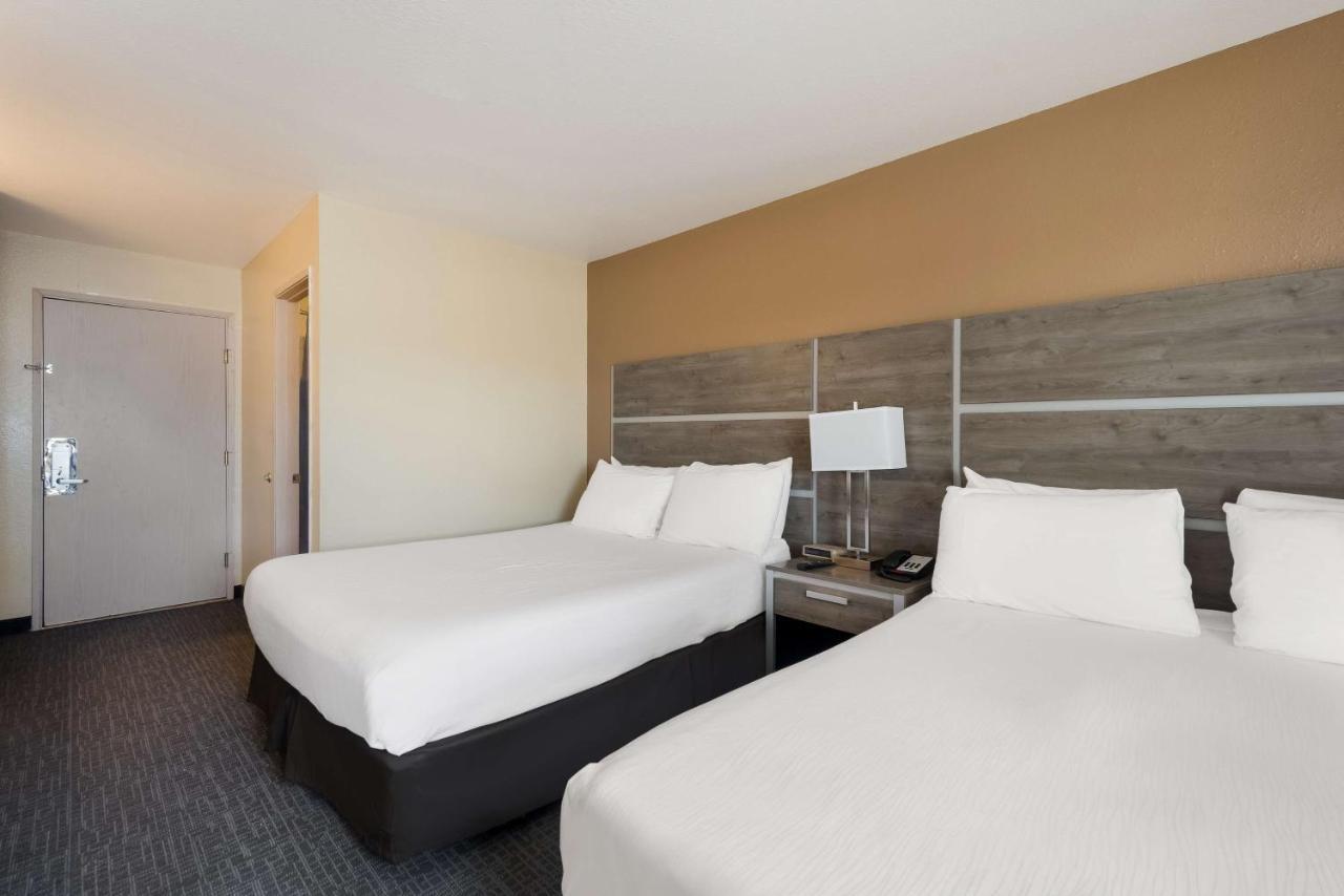 Surestay Hotel By Best Western Wells Bagian luar foto