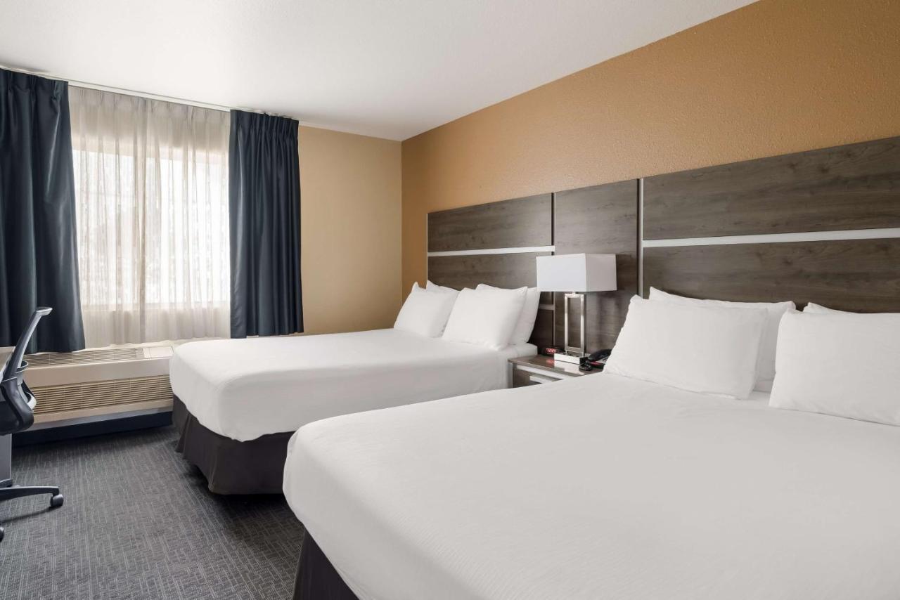 Surestay Hotel By Best Western Wells Bagian luar foto
